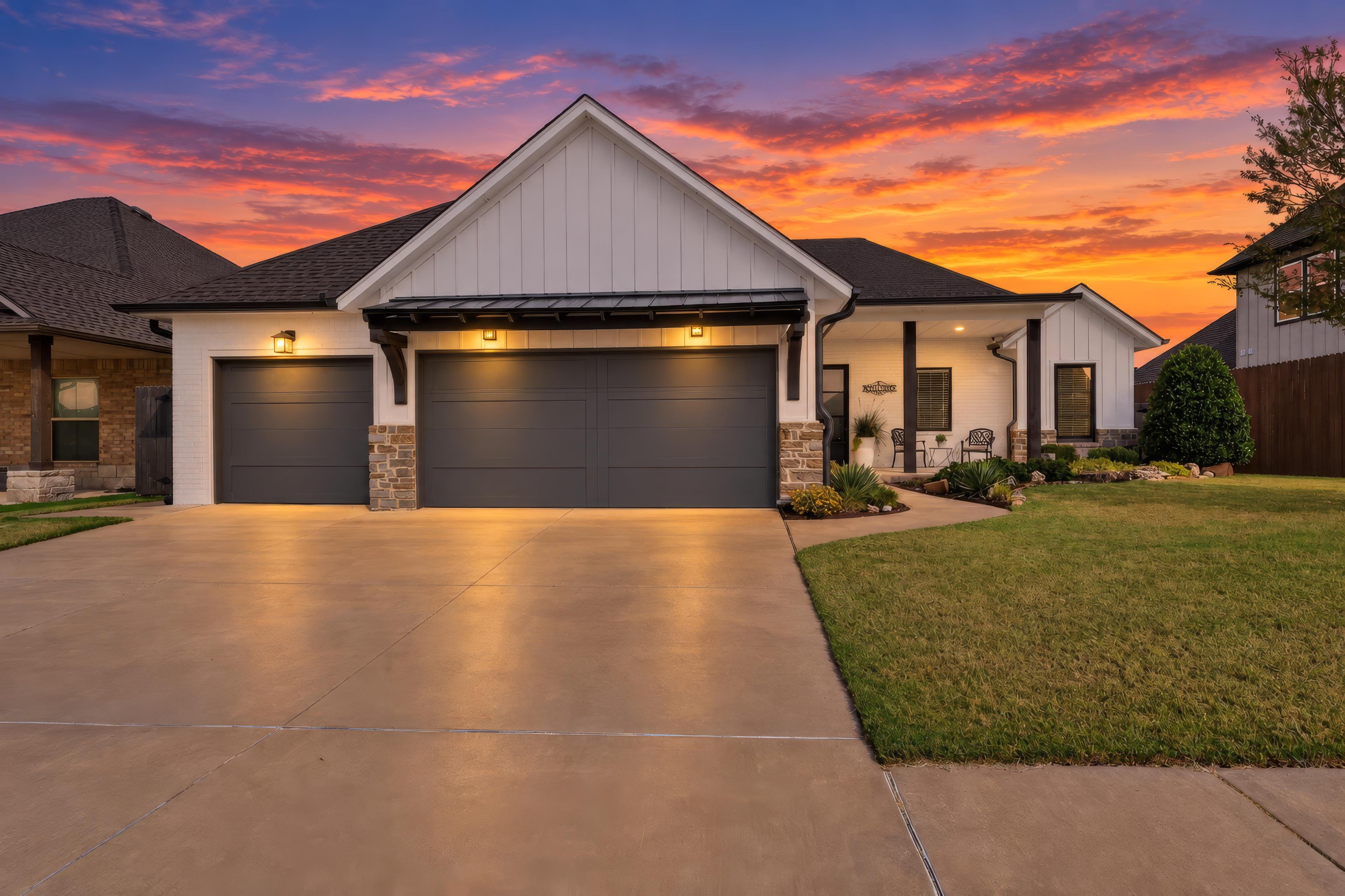 Front exterior of 304 Bray Lane in Yukon